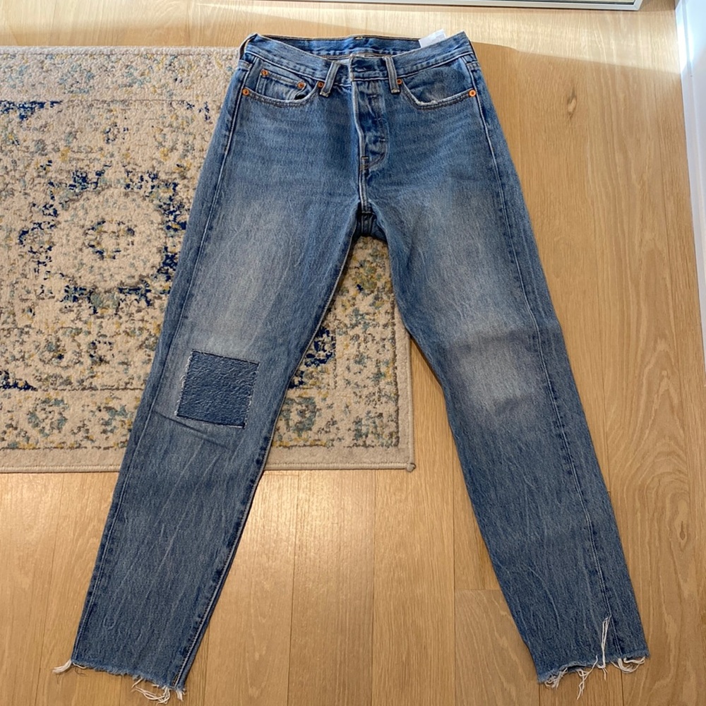 Levi’s Washed Denim Midrise